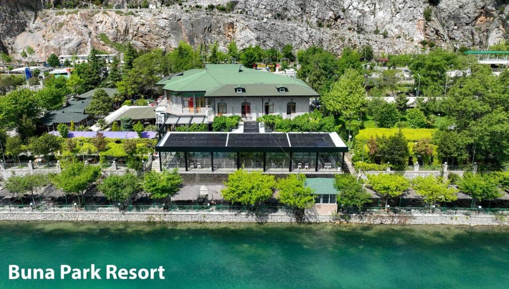 Buna Park Hotel “or similar” 2