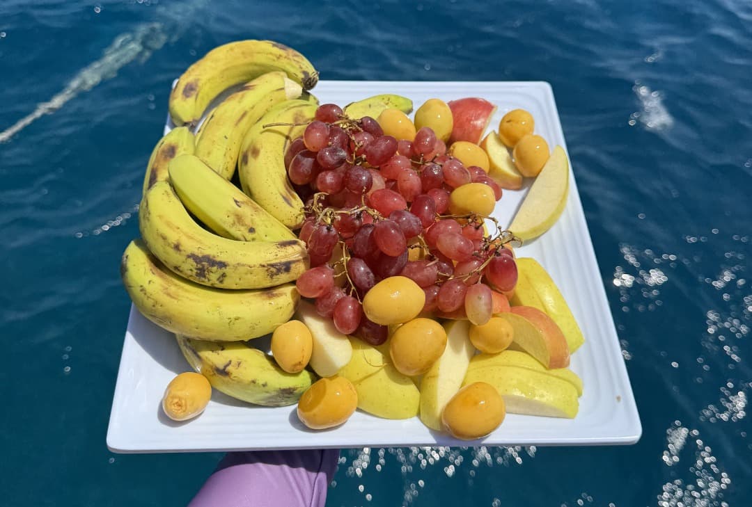 A tranquil paradise perfect for snorkeling and beach vibes 5