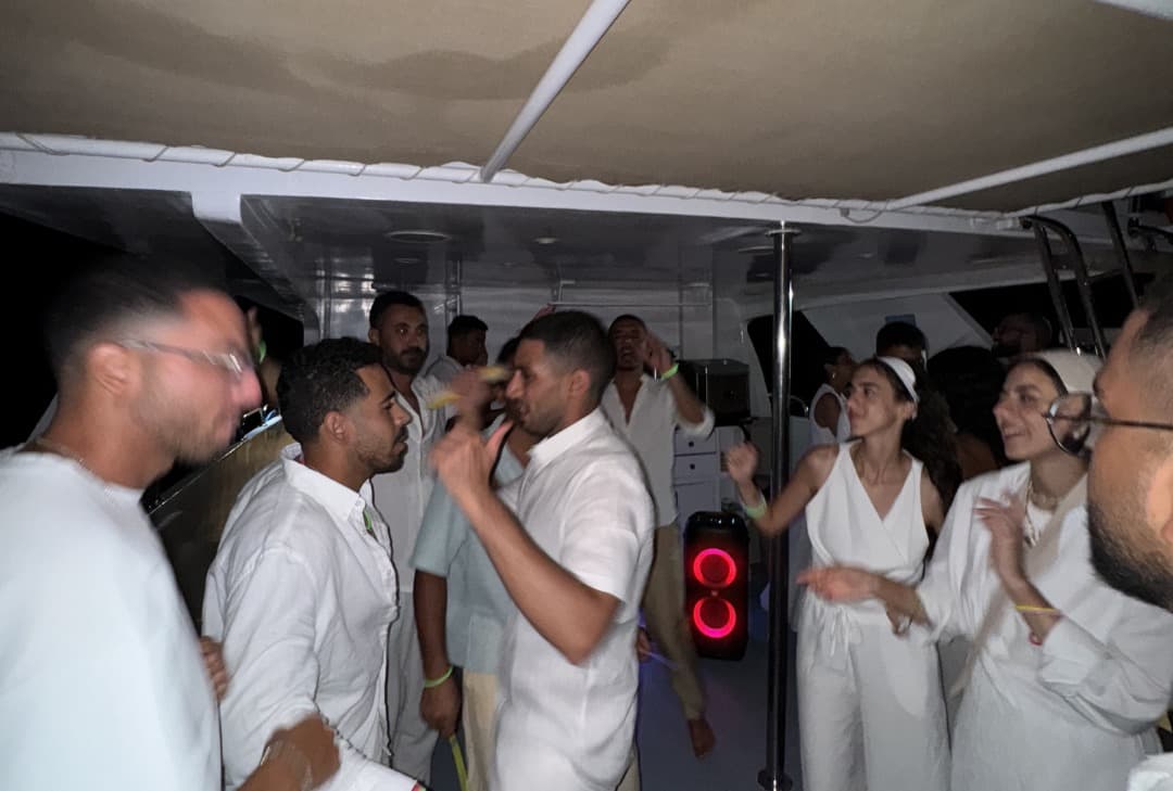 A tranquil paradise perfect for snorkeling and beach vibes 6